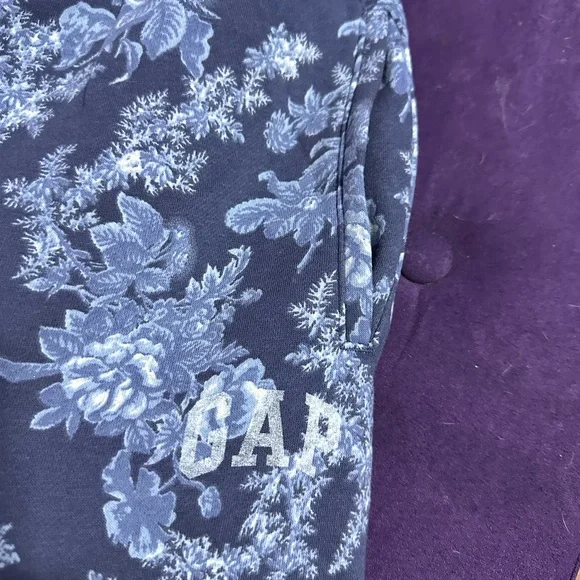 CLOSET CLOSING LoveShackFancy x GAP Floral Blue Joggers - Picture 6 of 6